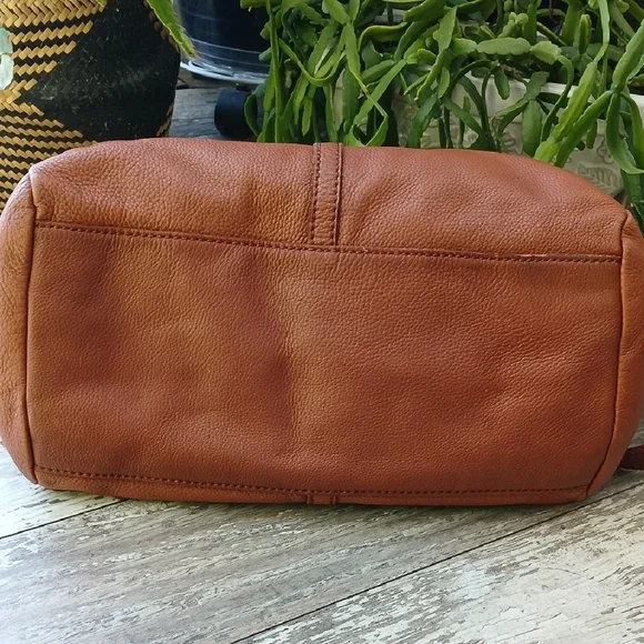 Fossil Tan Leather Satchel - Picture 6 of 16